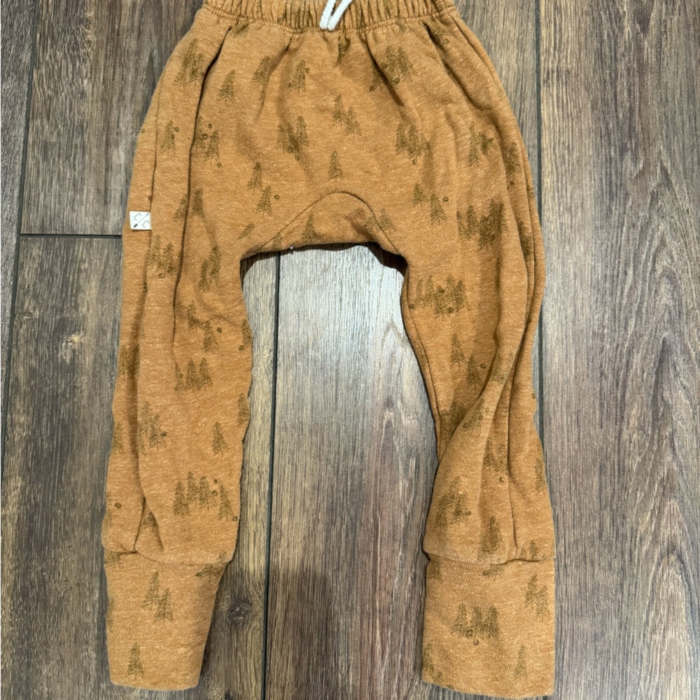 Harem pants, mustard with trees